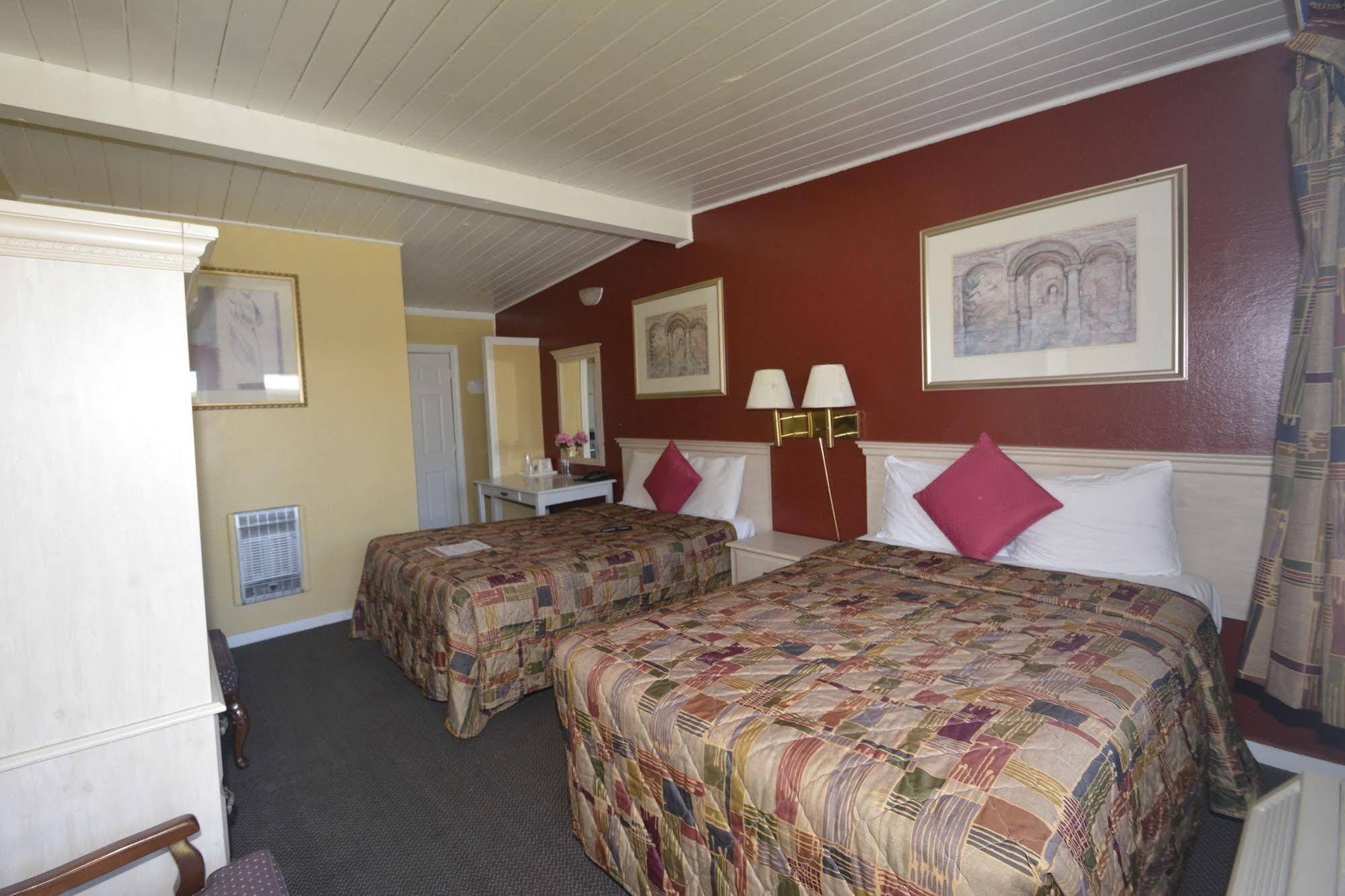 Gateway Inn Ред-Блафф Экстерьер фото